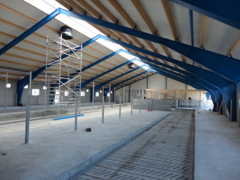 Nytt melkekufjøs hos Per Berge