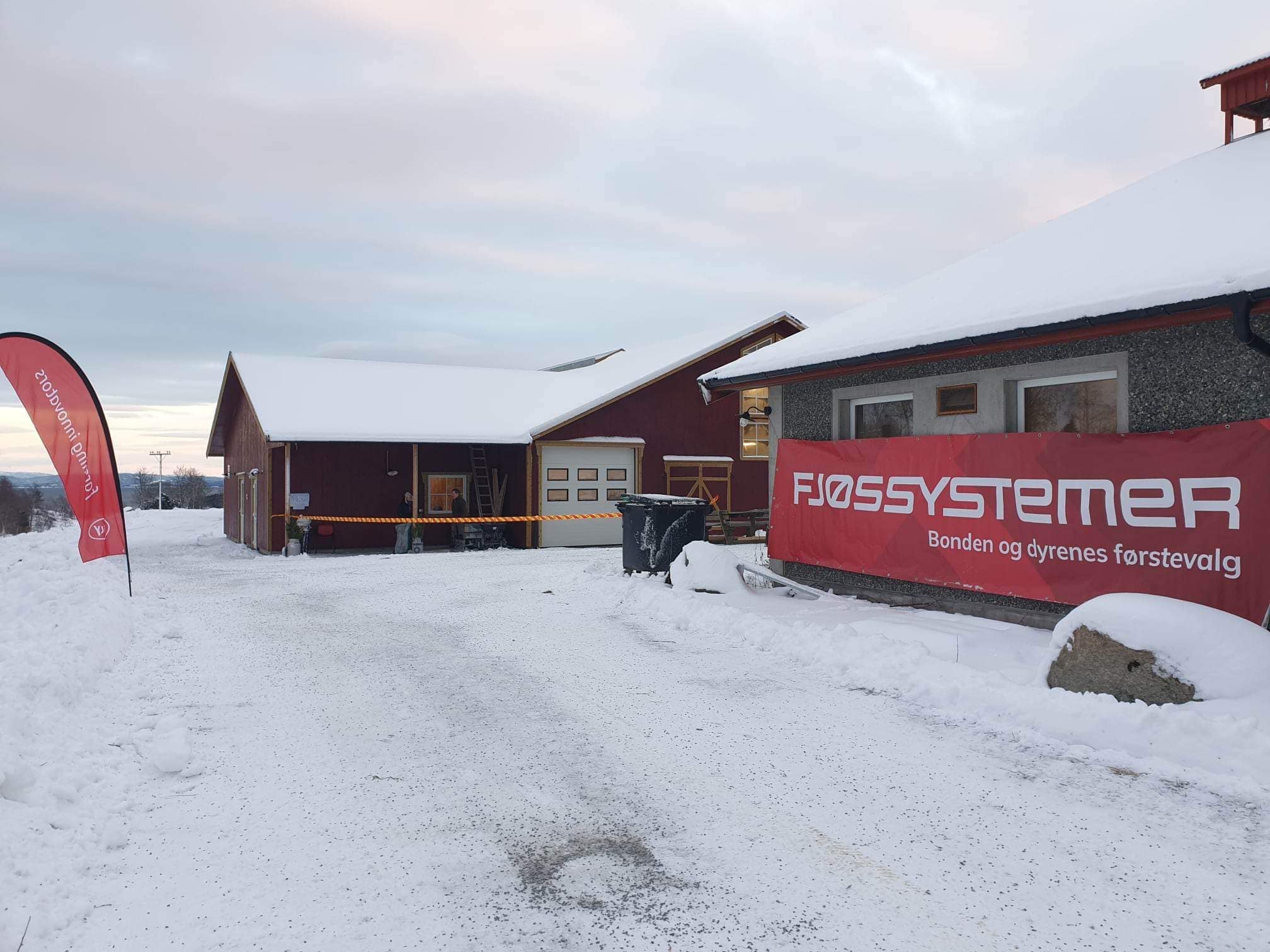 Åpning av nytt fjøs hos Oksjale Samdrift