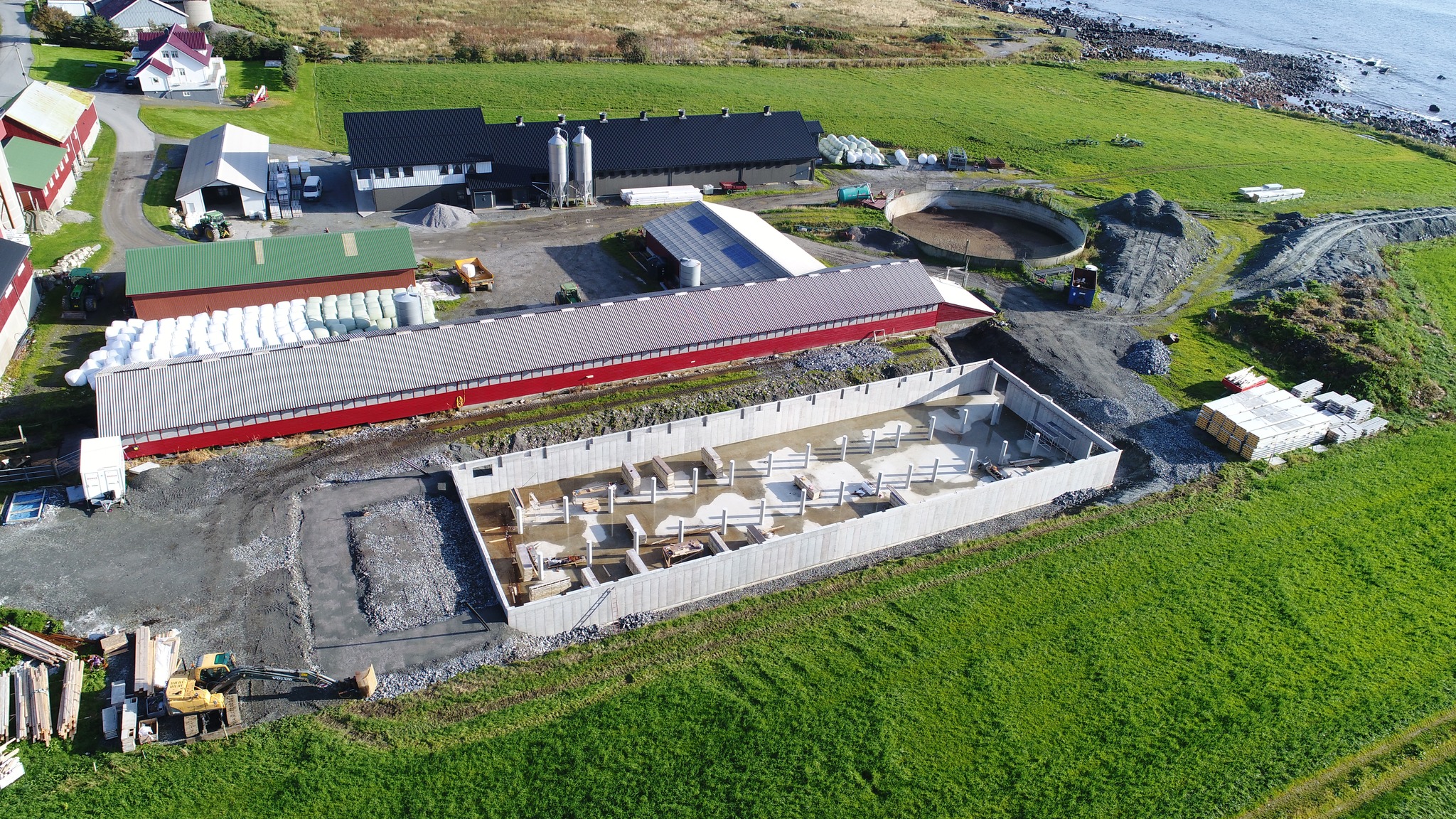 Nytt fjøs med mjølkerobot