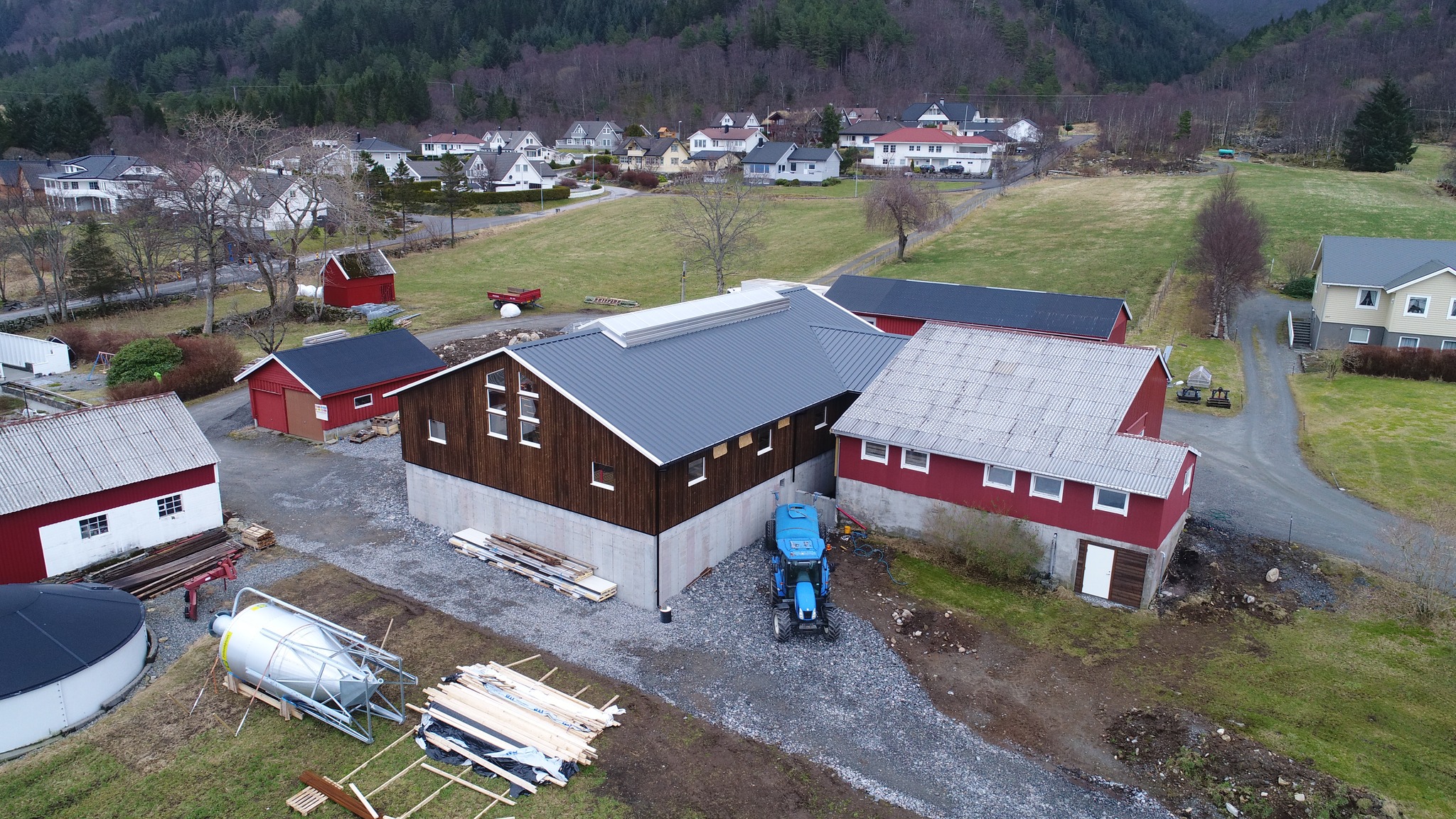 Nytt fjøs i Ulsteinvik