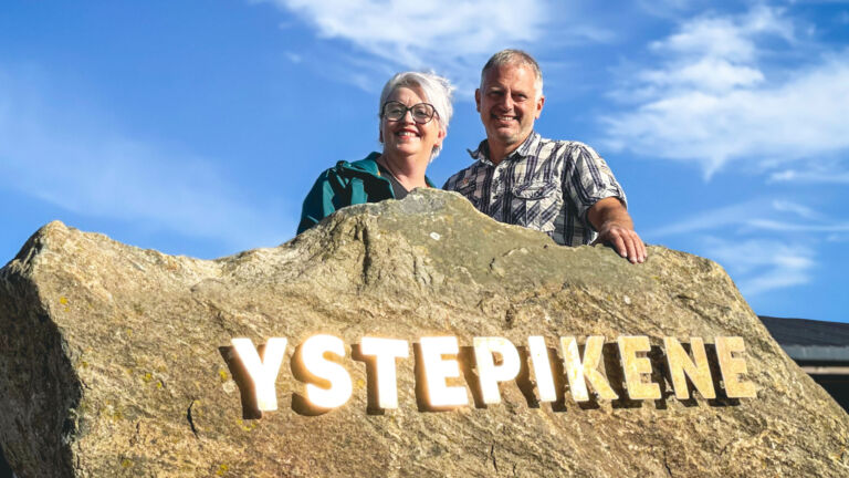 Vi besøker Ystepikene på Jæren Vi besøker Ystepikene på Jæren