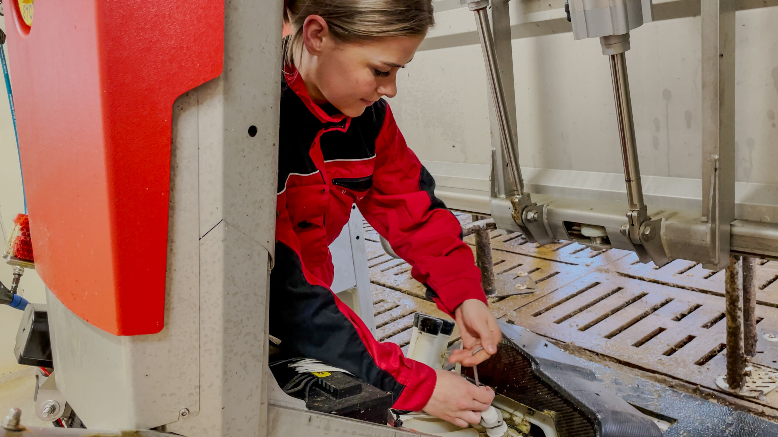 «Ring 02634 og tast 1 for service»