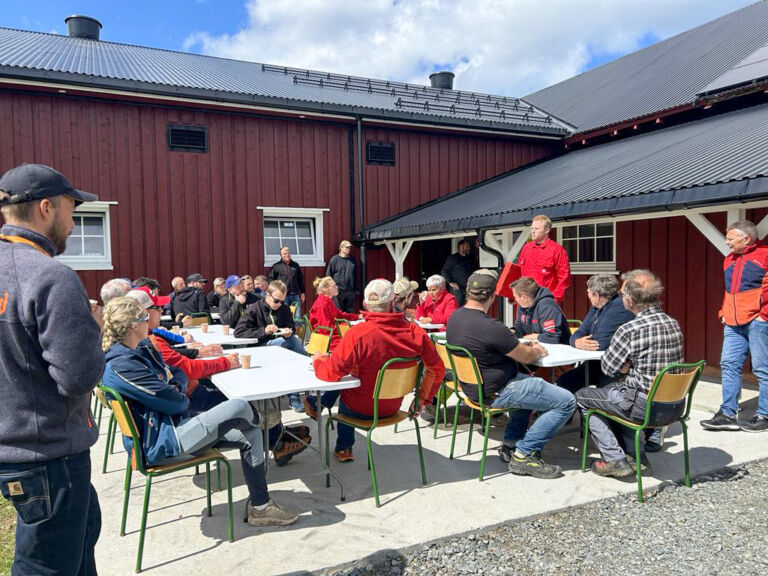 Nytt melkekufjøs som påbygg i Snertingdal Nytt melkekufjøs som påbygg i Snertingdal