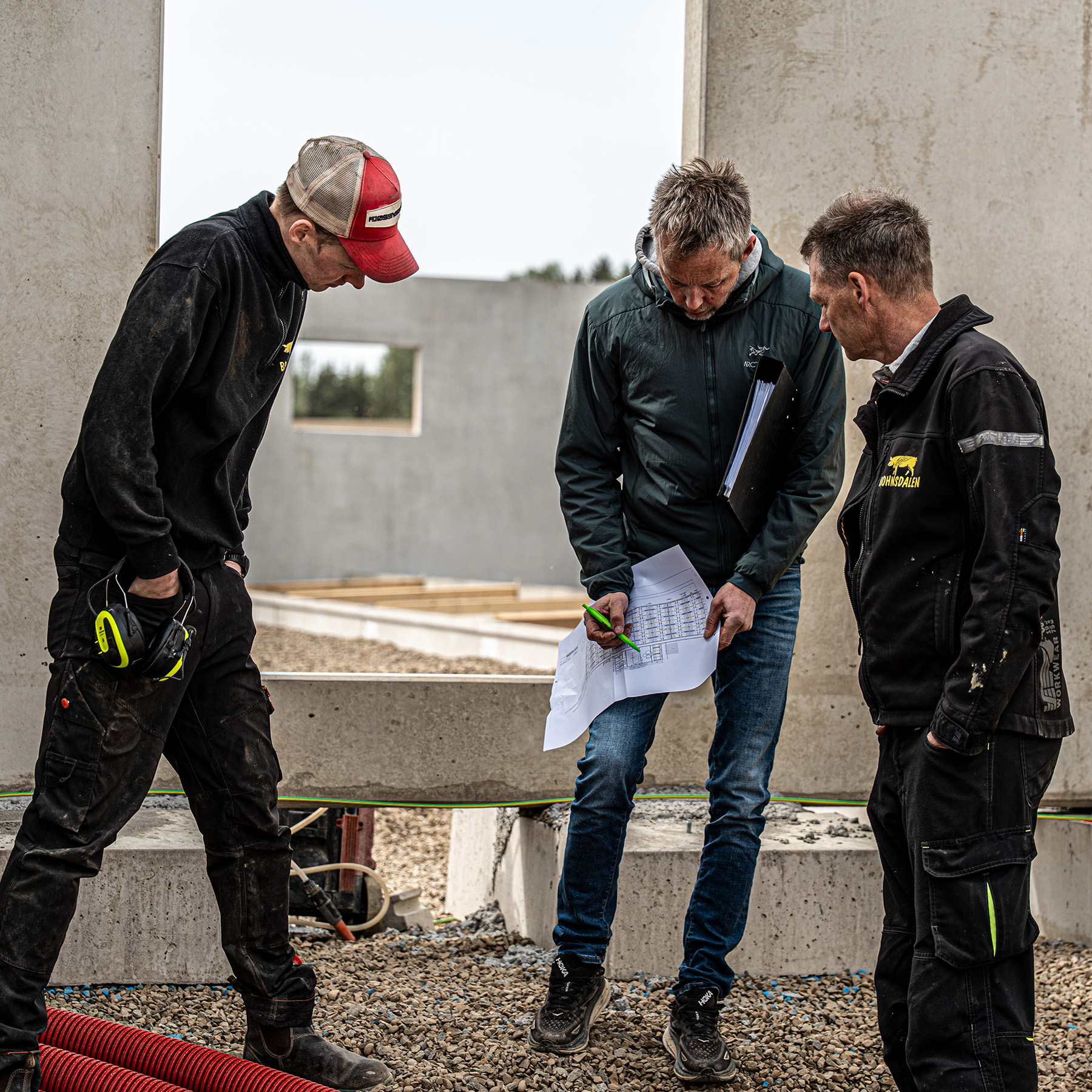 Bøhnsdalen investerer i dyrevelferd og biosikkerhet med Fjøssystemer