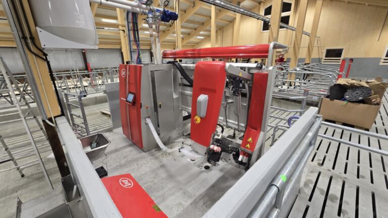 Oppstart av Lely A5 melkerobot i Trøndelag Oppstart av Lely A5 melkerobot i Trøndelag