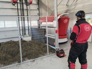 Lely Vector hos May Sissel og Sveinar Vadla i Årdal, februar 2025