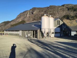 May Sissel og Sveinar Vadla i Årdal, februar 2025