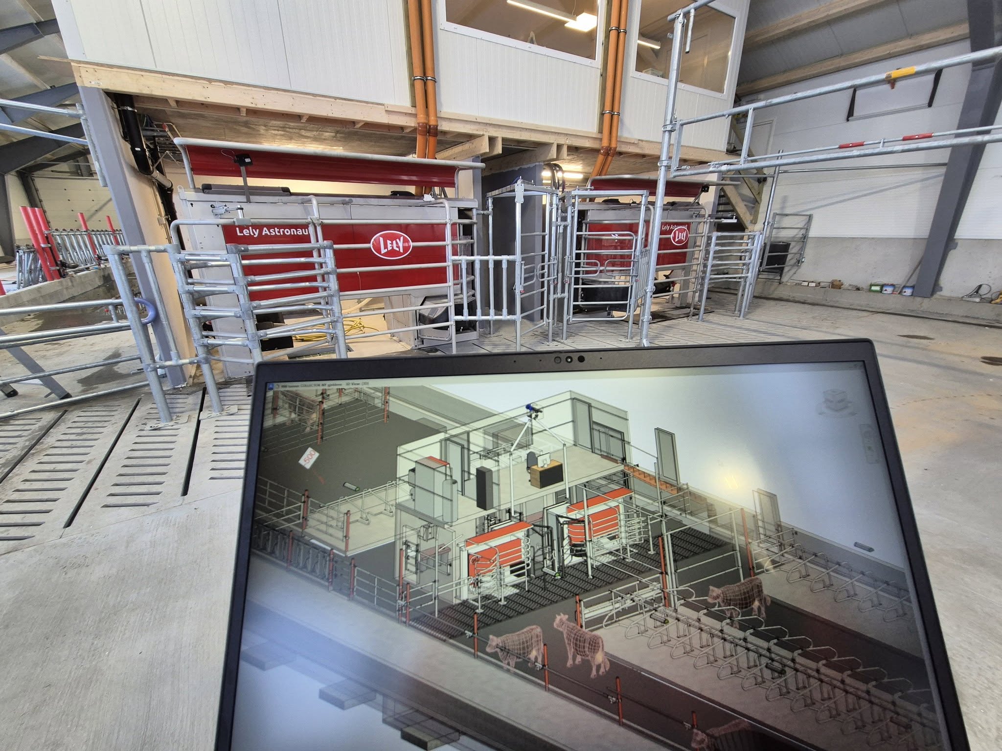 900 tonns fjøs i Heim