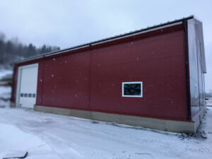 Lagerbygg i stål og sandwich hos Stian Molland. Steinkjer, 2025