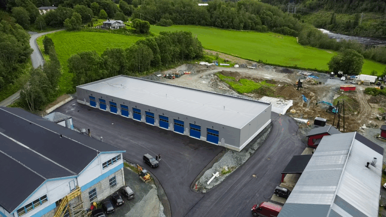 Isolert lagerseksjonsbygg i Klæbu