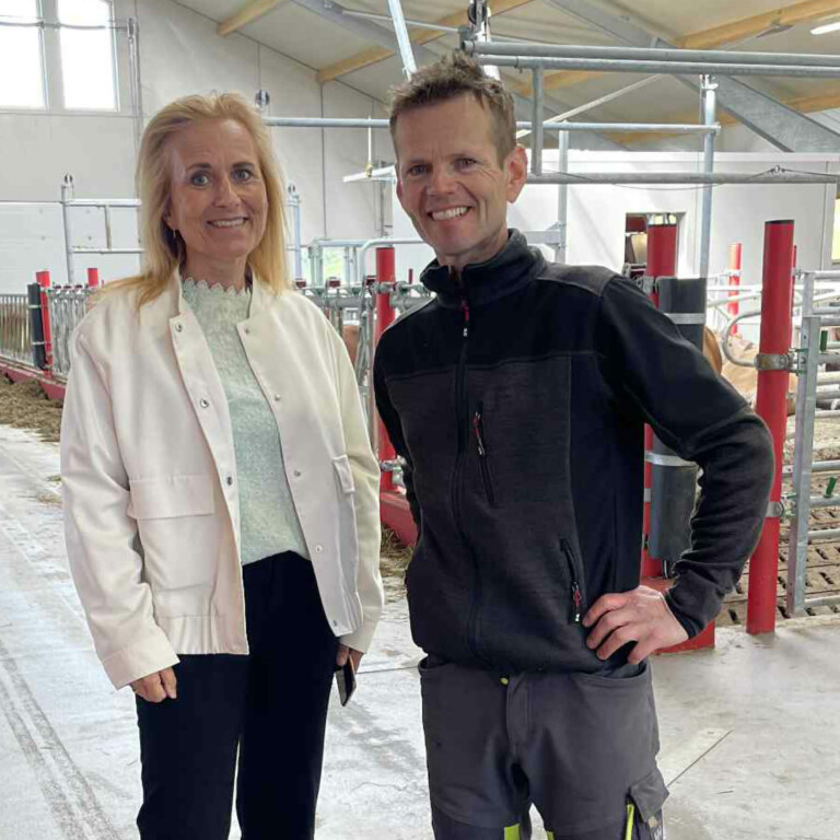 «Åpent fjøs» hos Sveinar Vadla – en merkedag! «Åpent fjøs» hos Sveinar Vadla – en merkedag!
