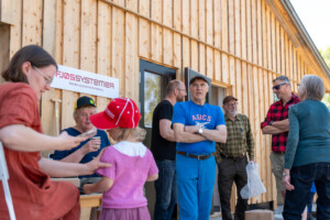 Åpent fjøs hos Ola Holst. Alvdal, 2025