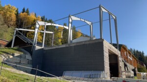 Vetle og Ole Vidar Liahagen på Torpo. Ål i Hallingdal, 2025