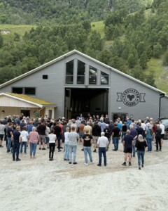 Åpent fjøs hos Toreparten Gaard, 2025