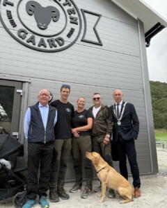 Åpent fjøs hos Toreparten Gaard, 2025