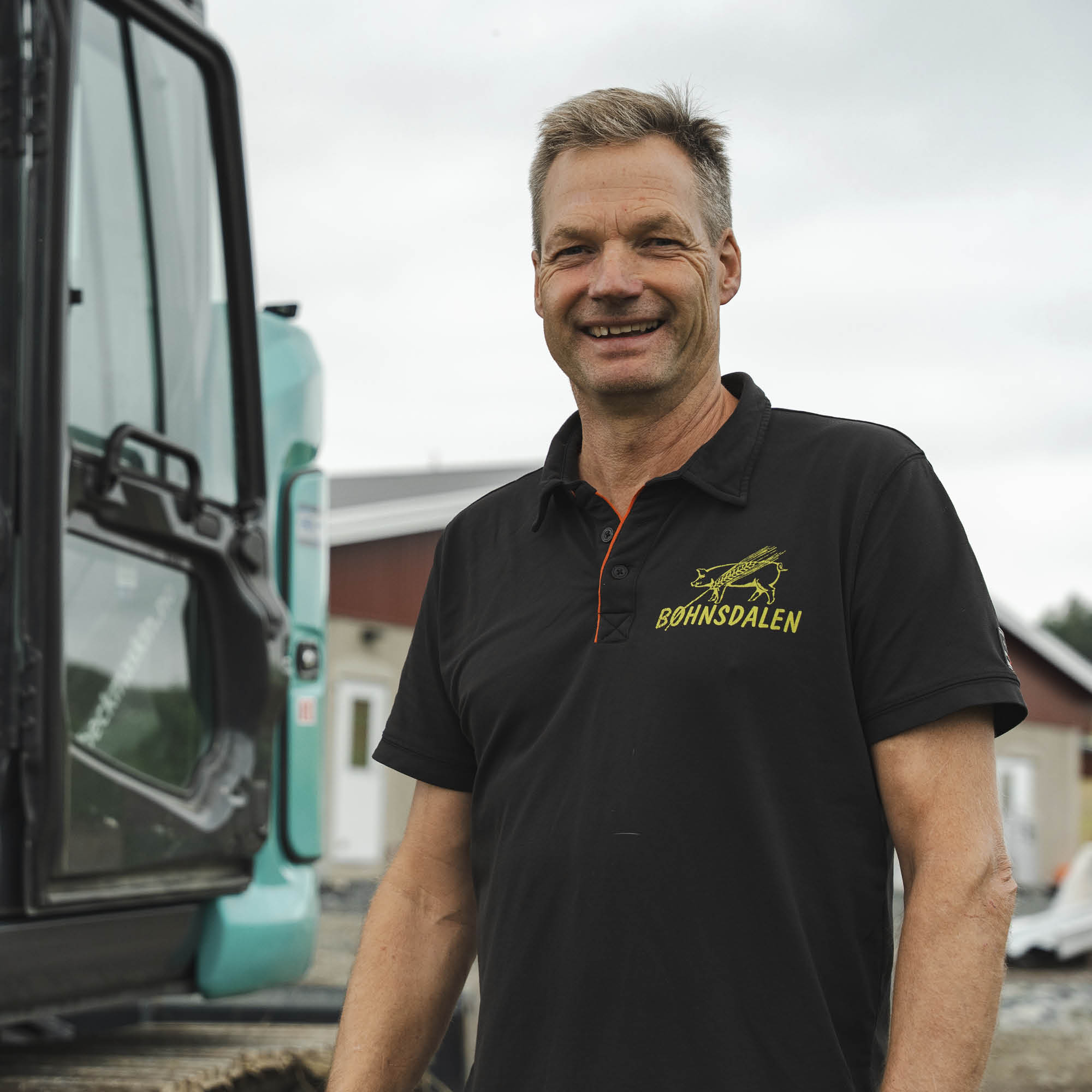 Harald Bøhnsdalen bygger nytt grisehus