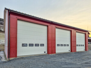 Lagerbygg hos Magne Stavenjord. Valdres, 2025. Fjøssystemer Bygg