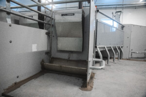 Tørrfôringsanlegg til gris i FT-30 binge hos Solveig og Svein Roar Nygaard. Lena, 2026