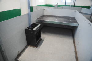 Fokusbinge i enden av FT-30 avdelinga hos Solveig og Svein Roar Nygaard. Lena i Østre Toten, januar 2026