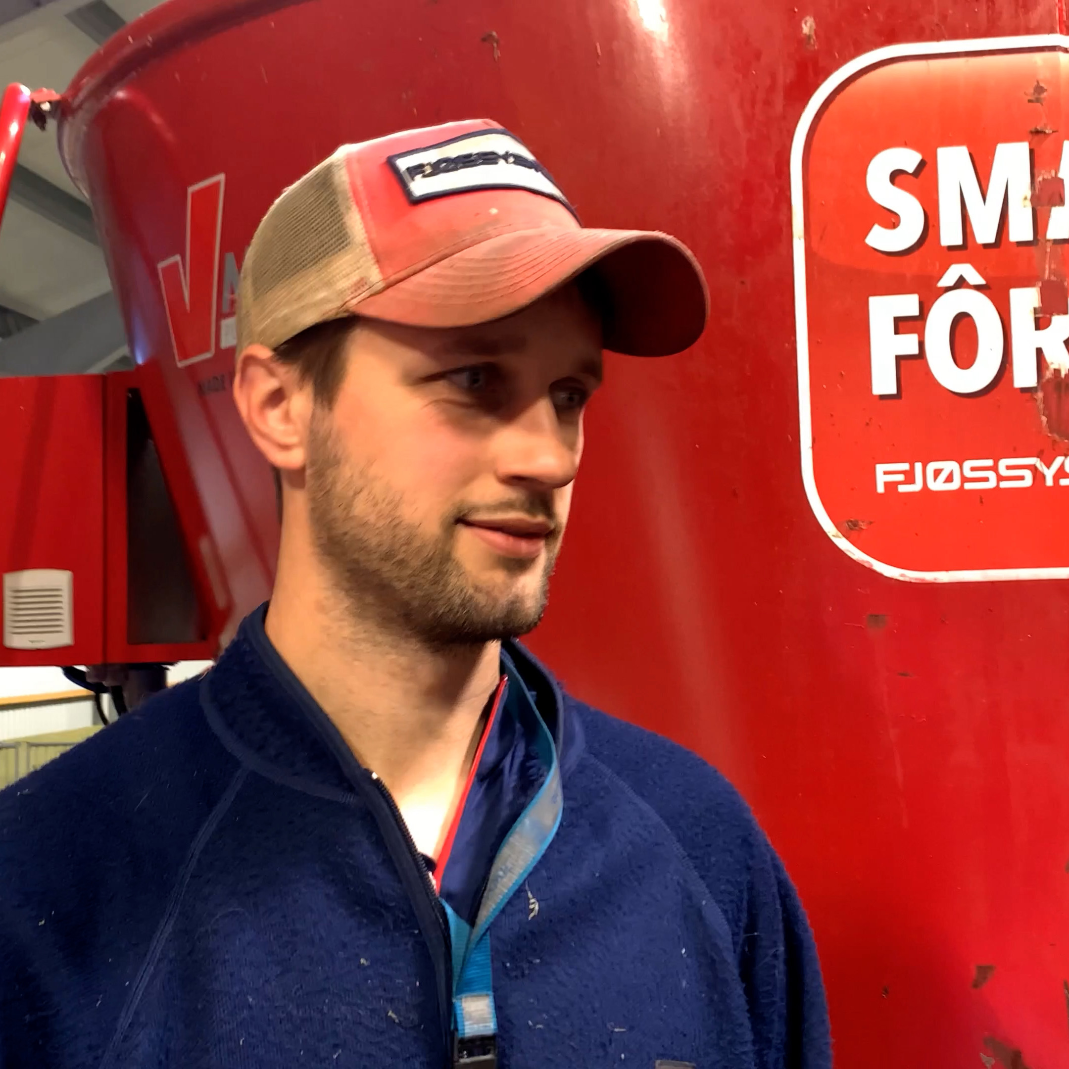 Oddmund bygde bort det tunge arbeidet i sauefjøset