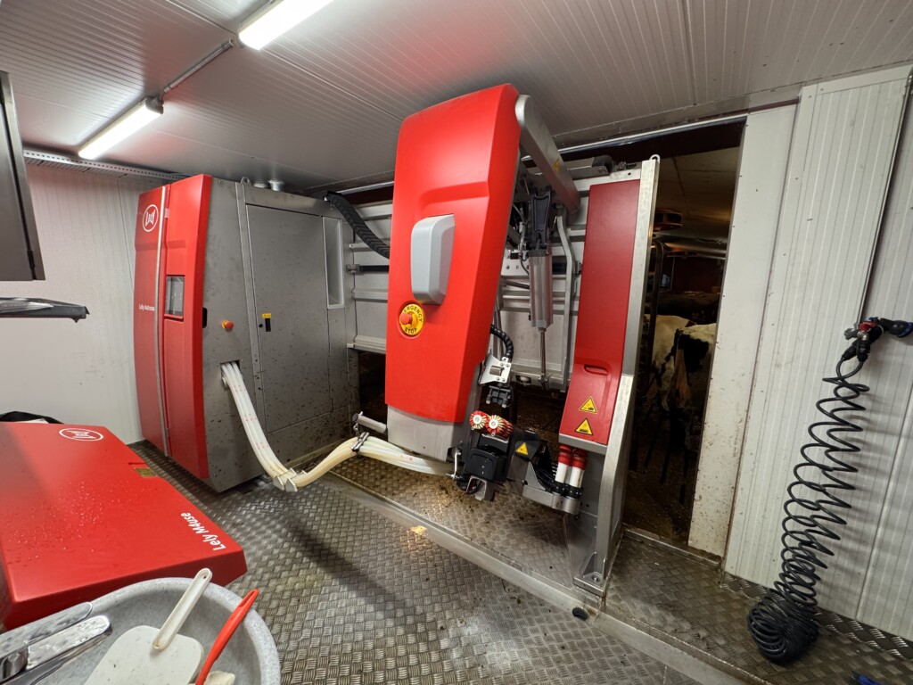 Seterdrift med mobil Lely Astronaut melkerobot i container